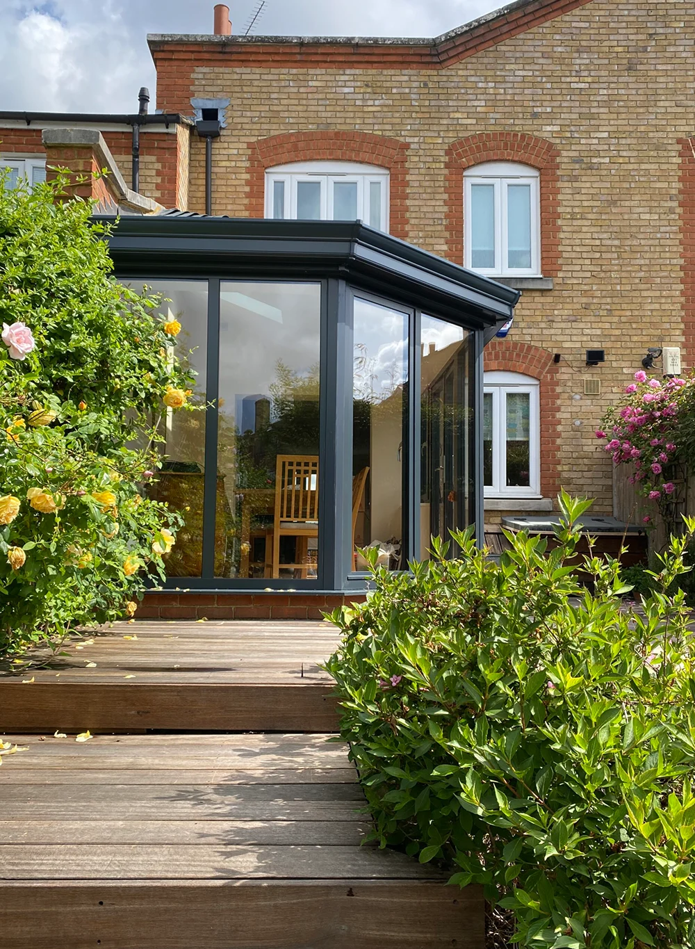 Canada Water, SE16 – Kitchen & Garage Conversion